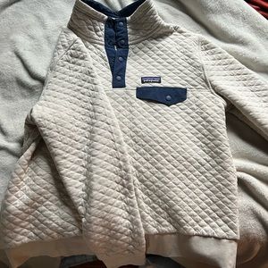 Quilted Patagonia Sweater Large